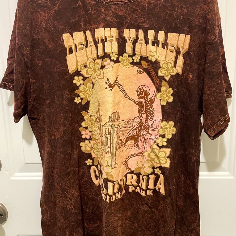 Zumiez T shirt